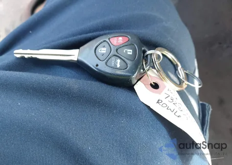 2011 Toyota Camry Le z USA, uszkodzony, nr VIN 4T1BF3EK7BU732359